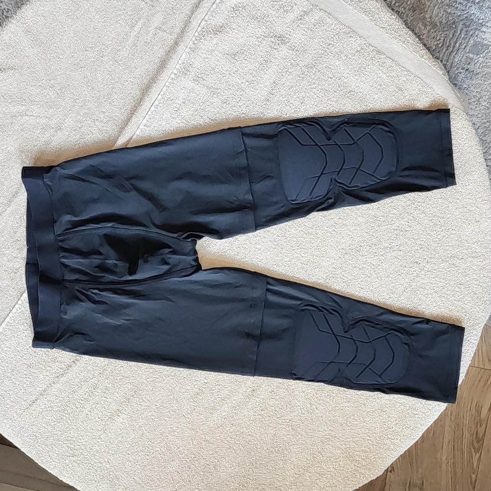 Nike Pro Combat Boys Basketball Compression Tights/Leggings Medium
